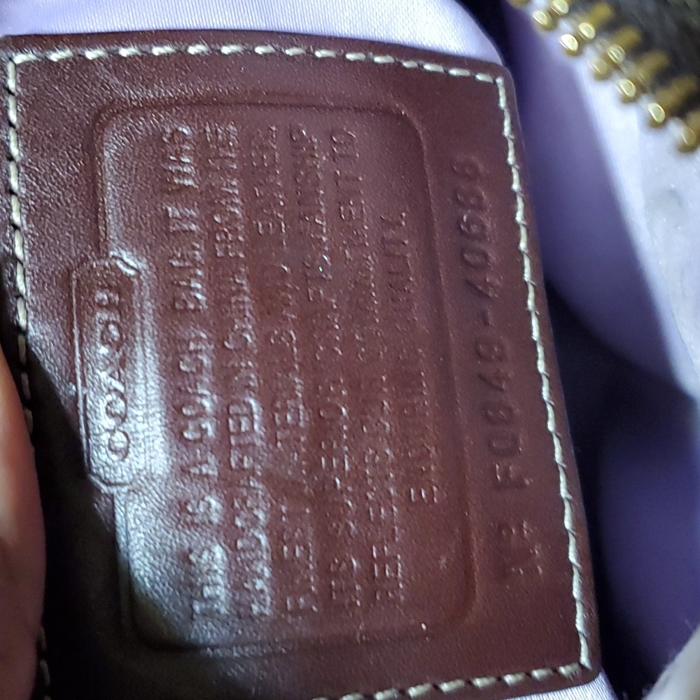 Handbag - Picture 4 of 4